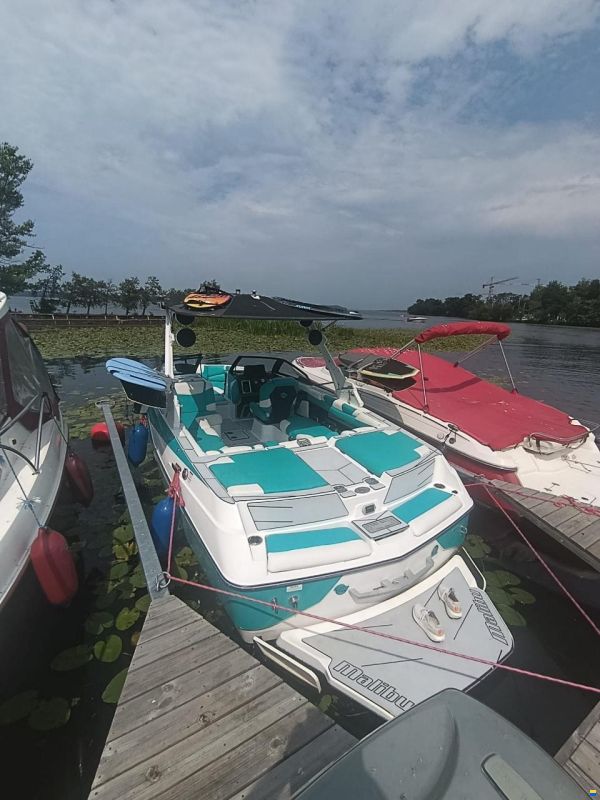 Malibu M220