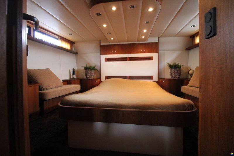Valkkruiser Falcon 45 Challenger cabrio