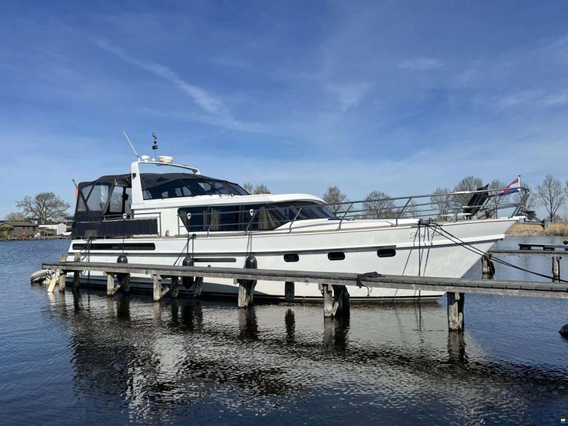 Valkkruiser Falcon 45 Challenger cabrio