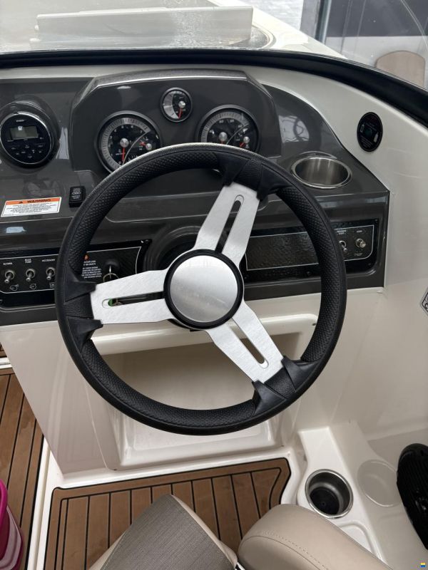 Bayliner VR4