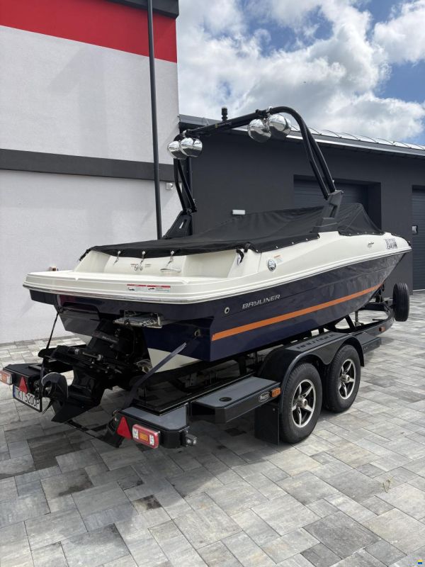 Bayliner VR4