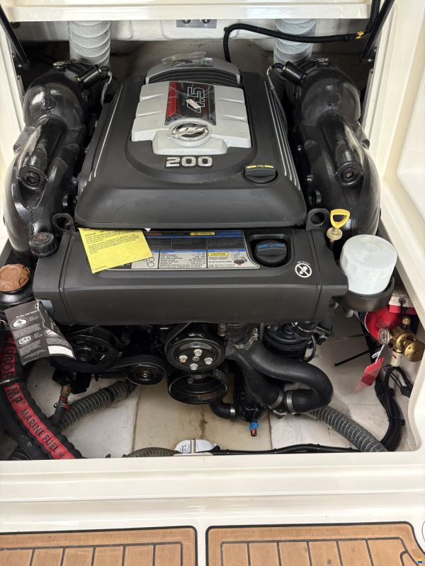 Bayliner VR4