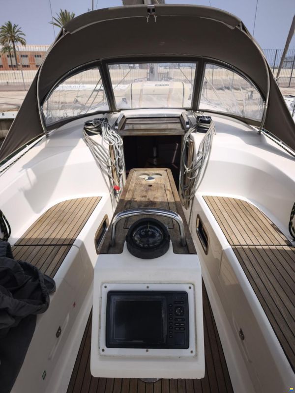 Bavaria 34 cruiser