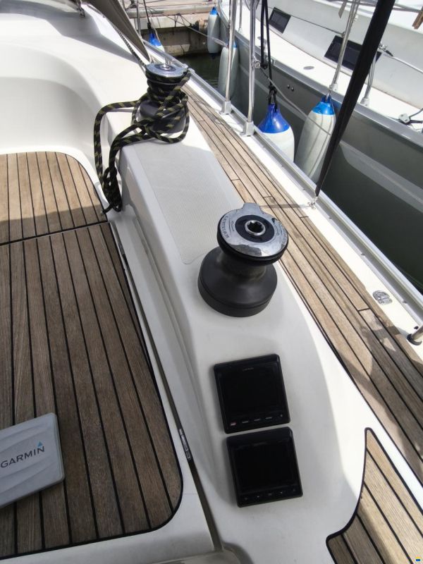 Bavaria 34 cruiser
