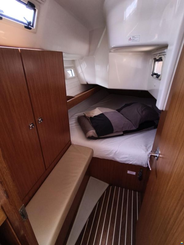 Bavaria 34 cruiser