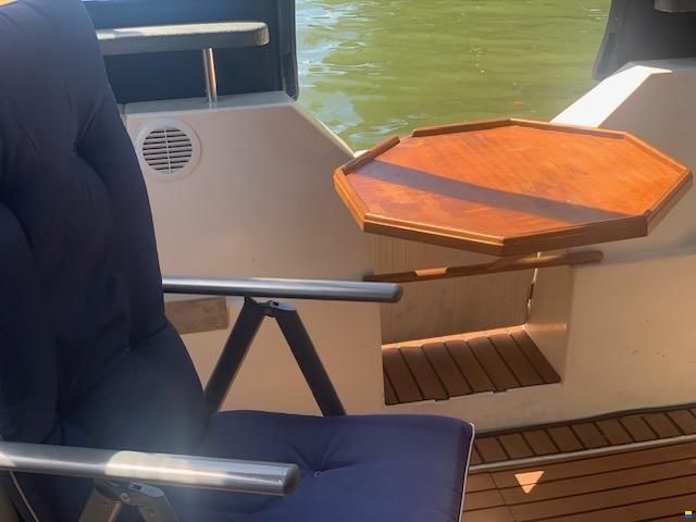 Sealine 305