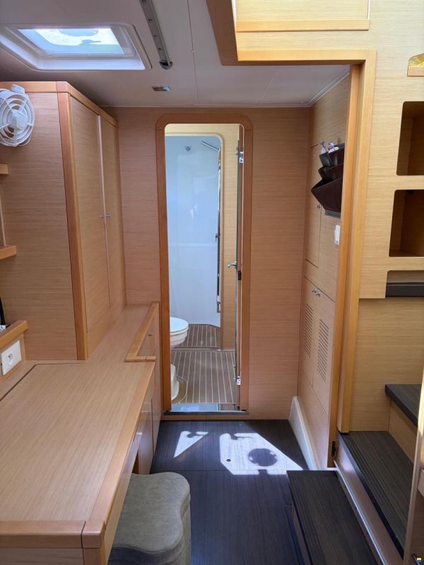 Lagoon 40 Motor Yacht