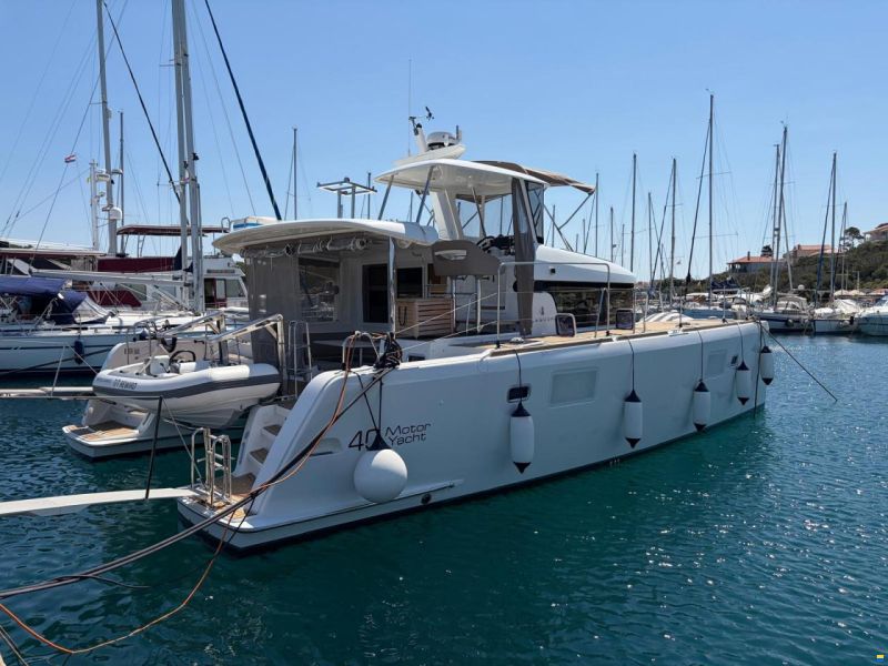 Lagoon 40 Motor Yacht