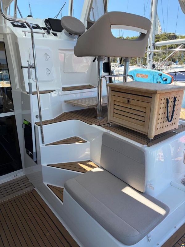 Lagoon 40 Motor Yacht
