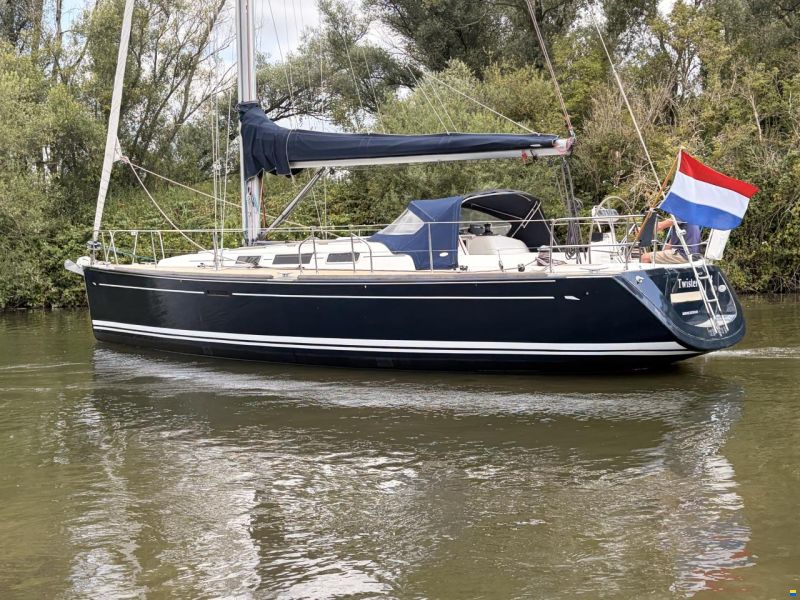 Dufour 40 Performance