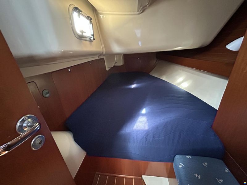 Dufour 40 Performance