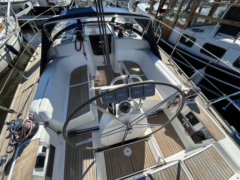 Dufour 40 Performance
