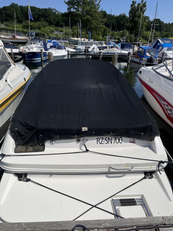 Rinker Captiva 232