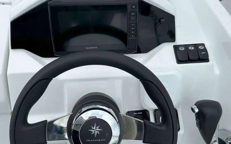Jeanneau Cap Camarat 5.5 CC