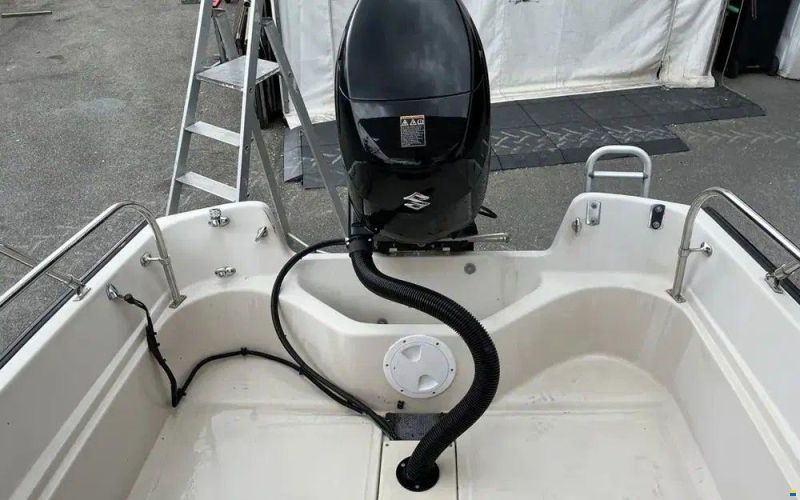 Boston Whaler 17 Montauk