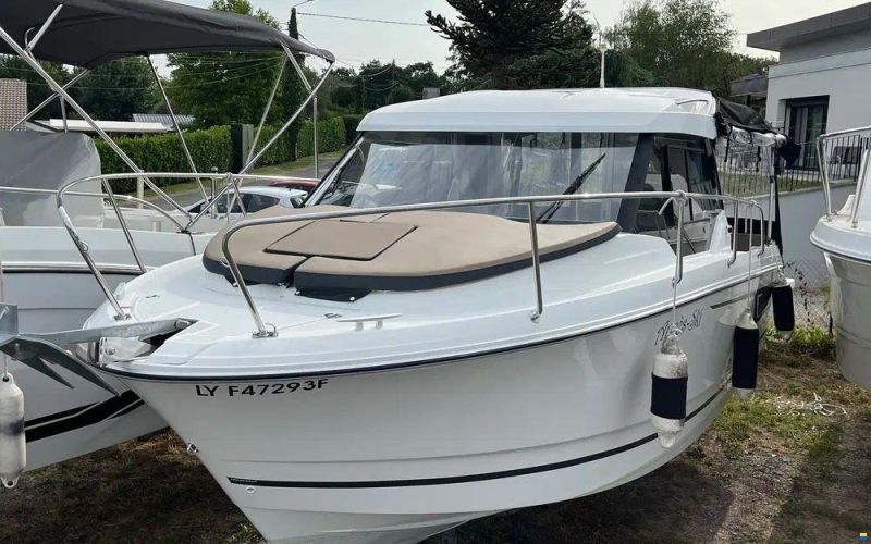 Jeanneau Merry Fisher 795