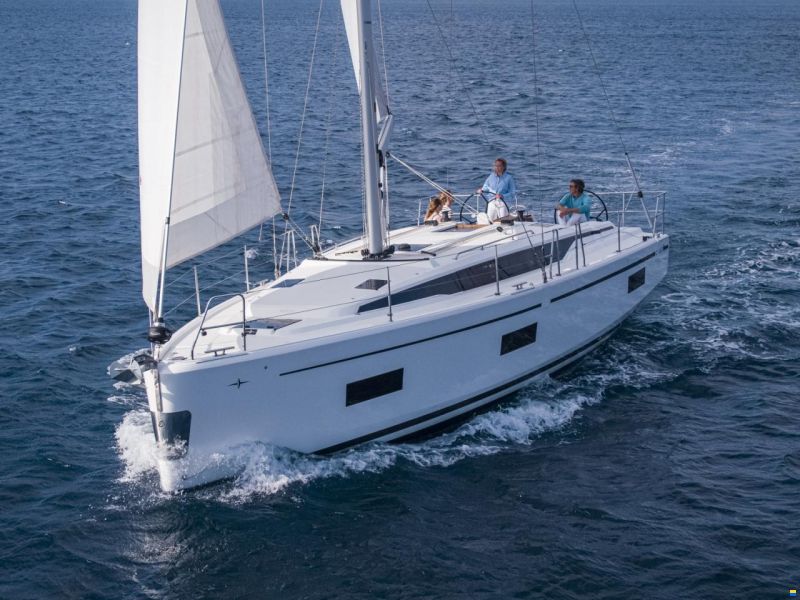 Bavaria C42