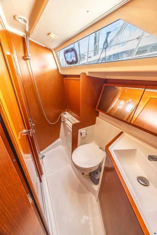 Beneteau Oceanis 41.1