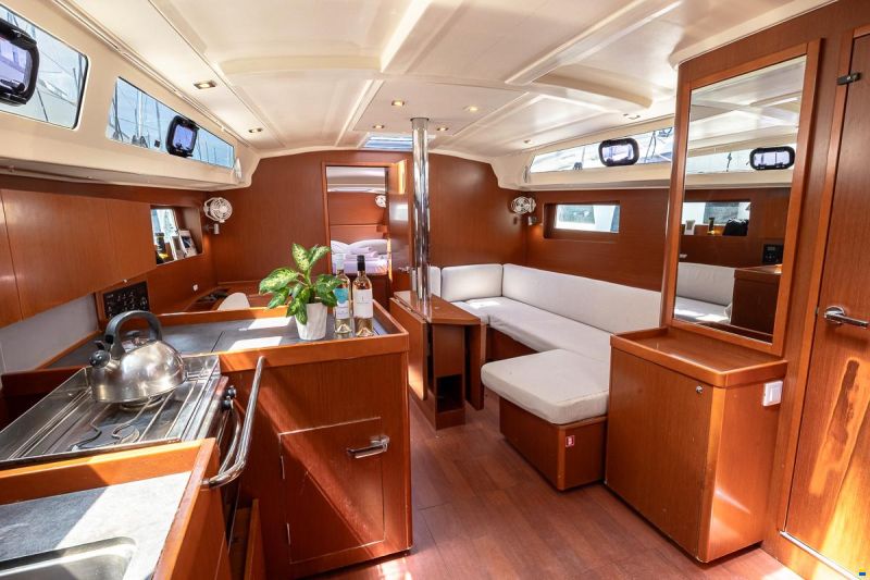Beneteau Oceanis 41.1