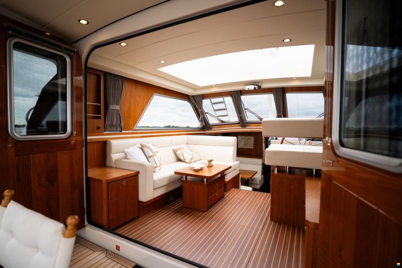 Linssen Range Cruiser 450 Wheelhouse