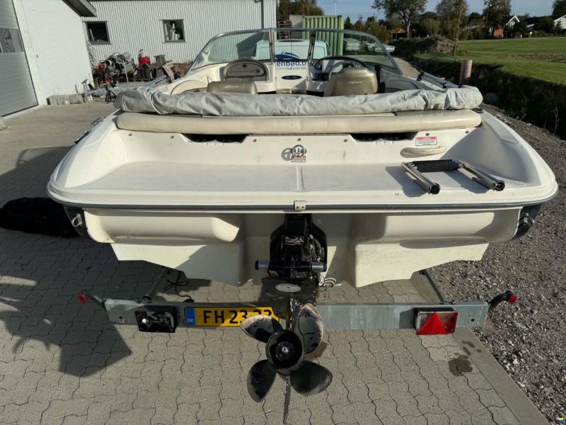 Sea Ray 185