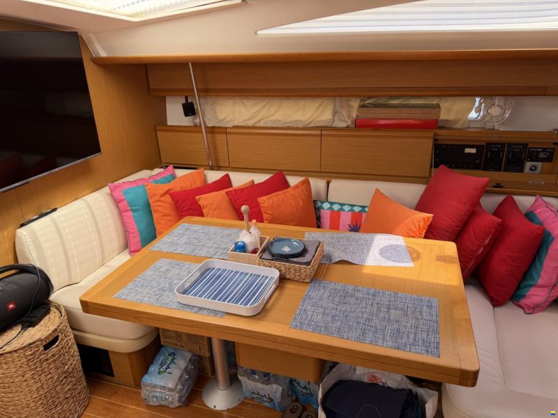 Jeanneau 53