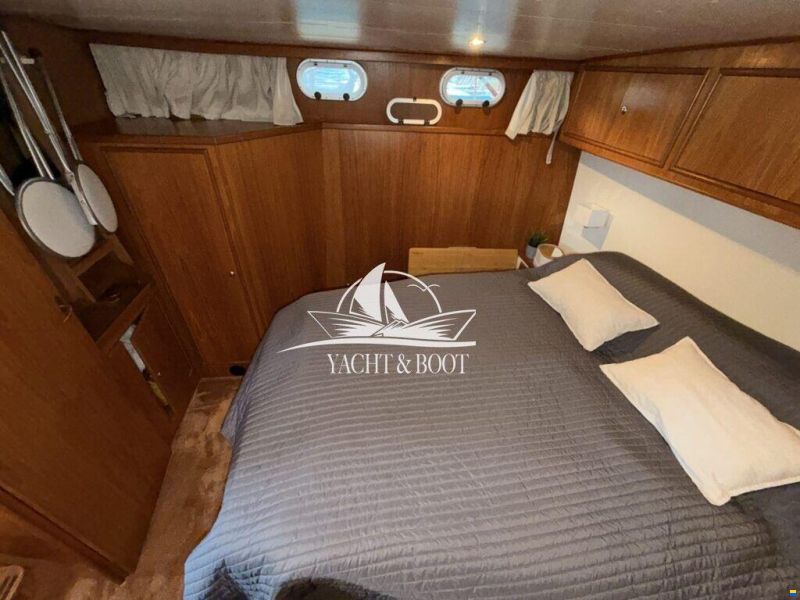 Veha Sedan Cruiser 35