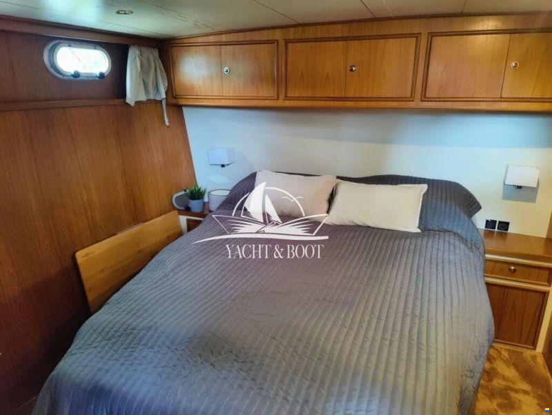 Veha Sedan Cruiser 35