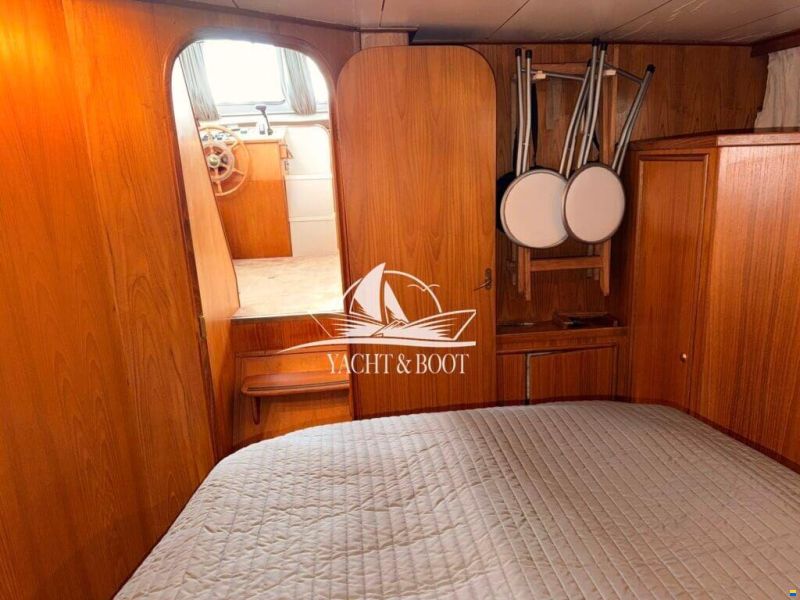 Veha Sedan Cruiser 35