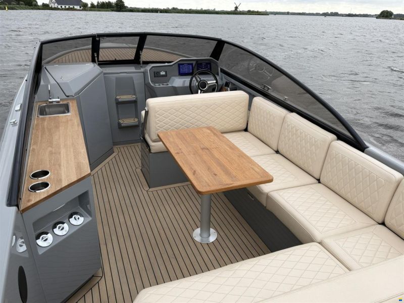 Rand Leisure 28
