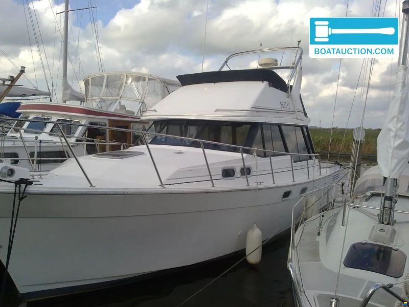 Bayliner 3288
