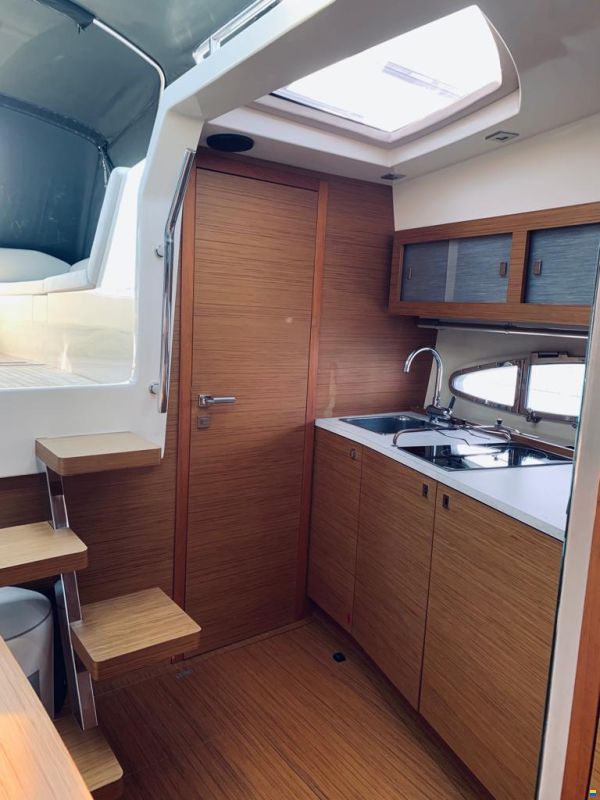 Atlantis 35