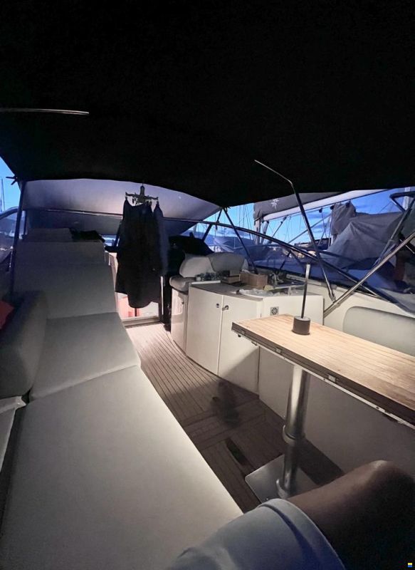 Atlantis 35