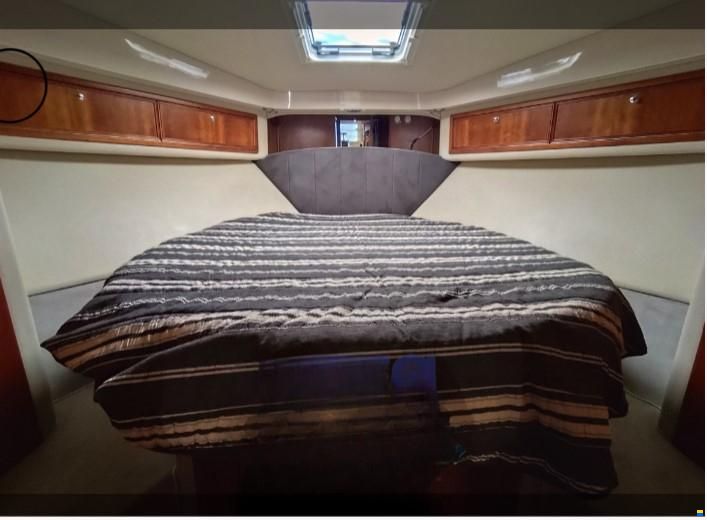 Riviera MARINE 47 FLYBRIDGE