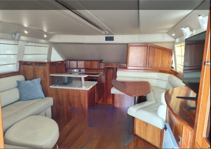 Riviera MARINE 47 FLYBRIDGE