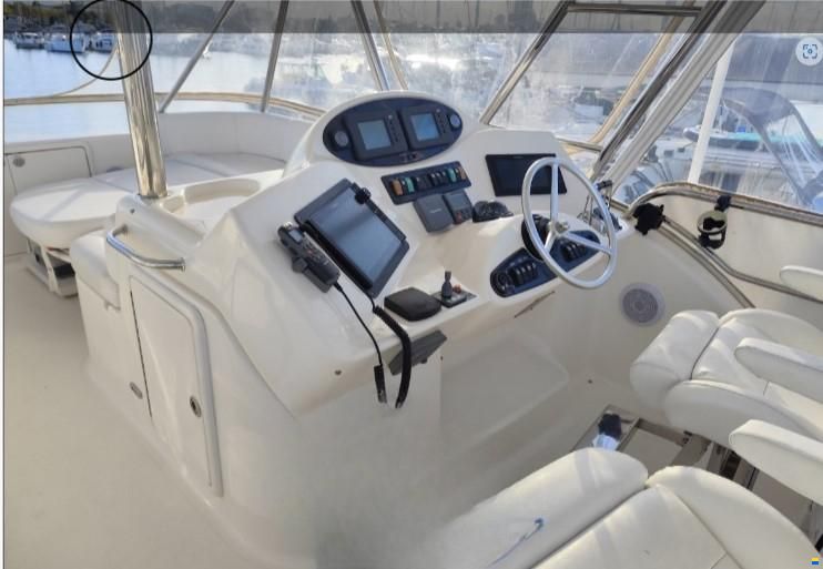 Riviera MARINE 47 FLYBRIDGE
