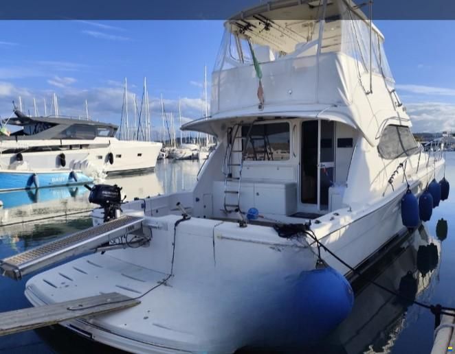 Riviera MARINE 47 FLYBRIDGE