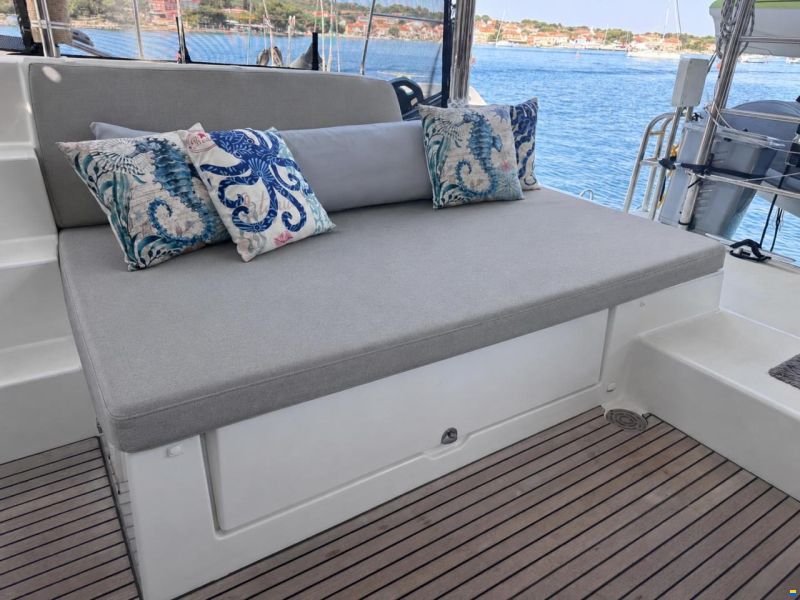 Lagoon 450 F