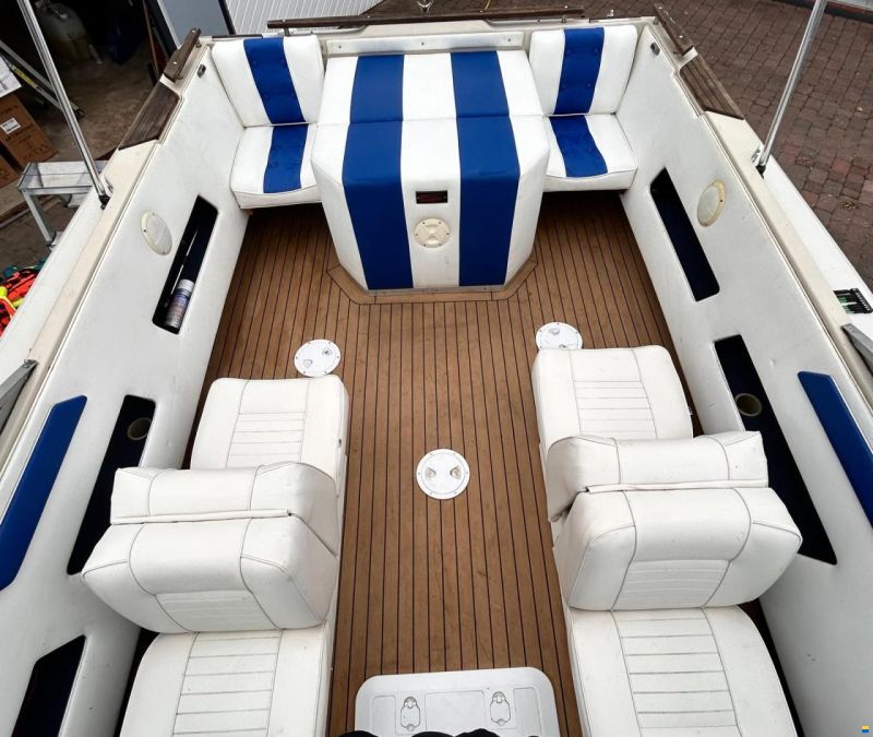 Sea Ray Monaco 207