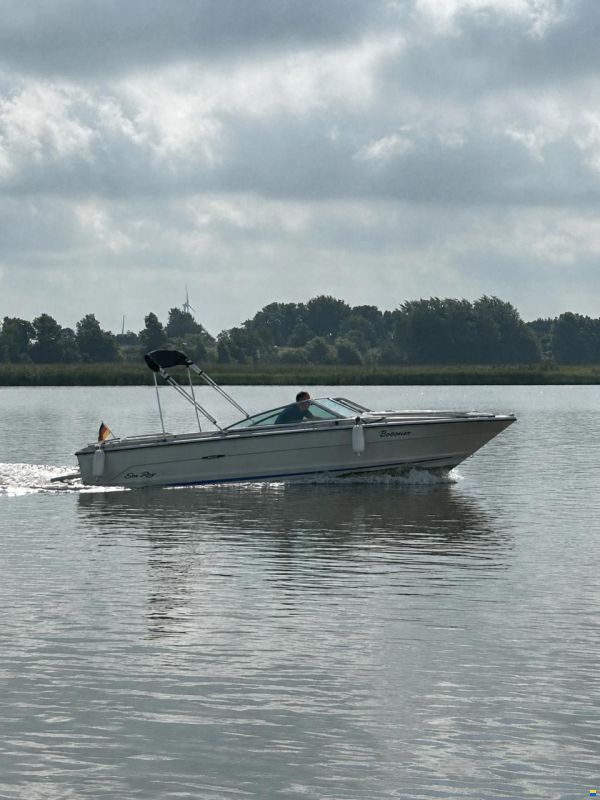 Sea Ray Monaco 207