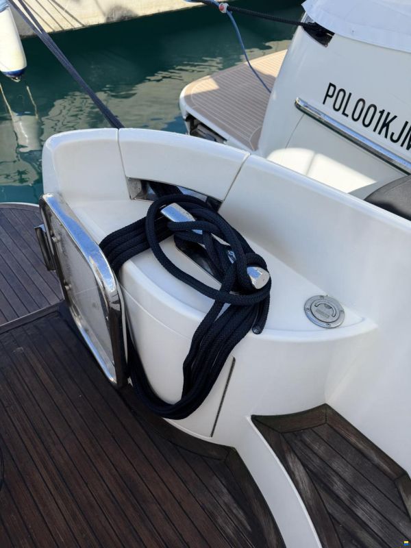 Azimut Fly 42