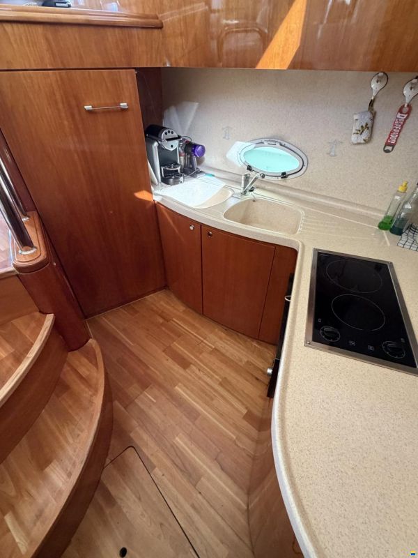 Azimut Fly 42