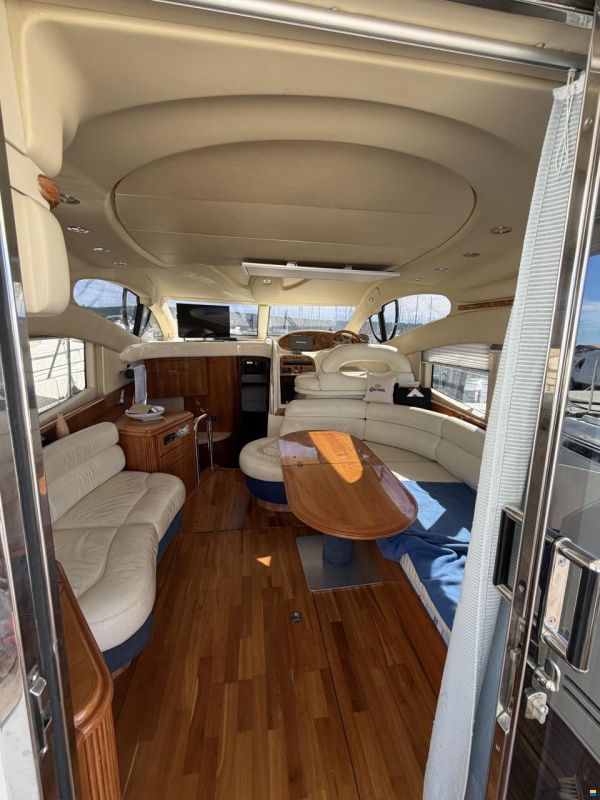 Azimut Fly 42