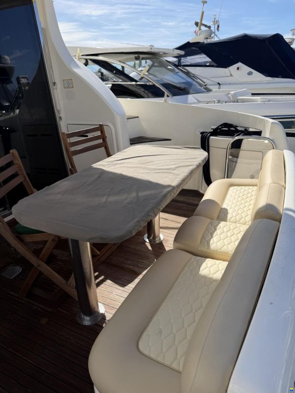 Azimut Fly 42