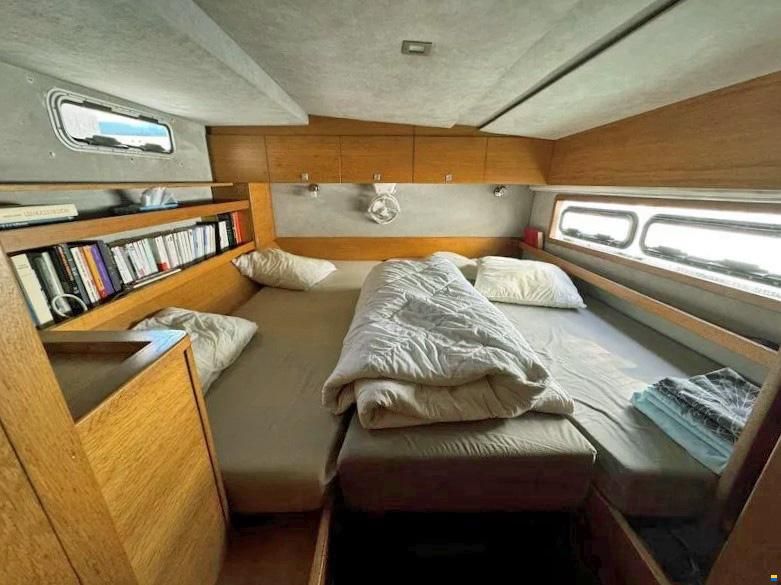 Catana 50
