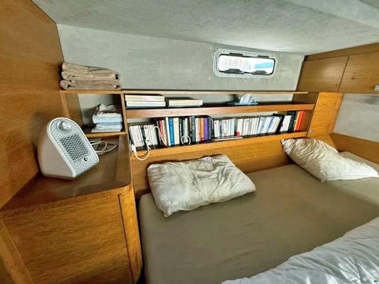 Catana 50