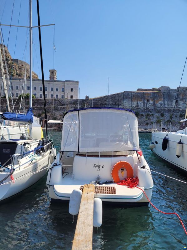 Jeanneau Leader 805