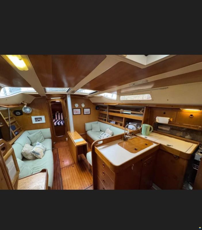 Beneteau Oceanis 390