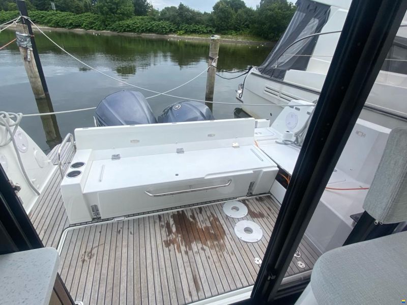 Jeanneau Merry Fisher 1095
