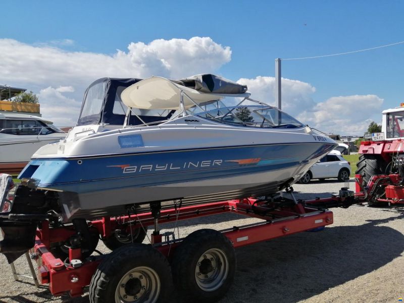 Bayliner Capri